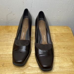 Women’s Airstep thick heel shoes